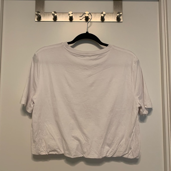 Zara White Cropped Tee (NEVER WORN) - Picture 2 of 5